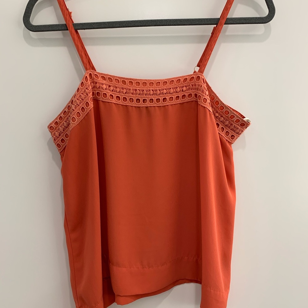 Spaghetti strap